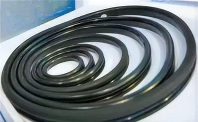 Gwahaniaethau rhwng modrwyau rwber a gasgedi fflans wedi'u gwneud o wahanol ddeunyddiau